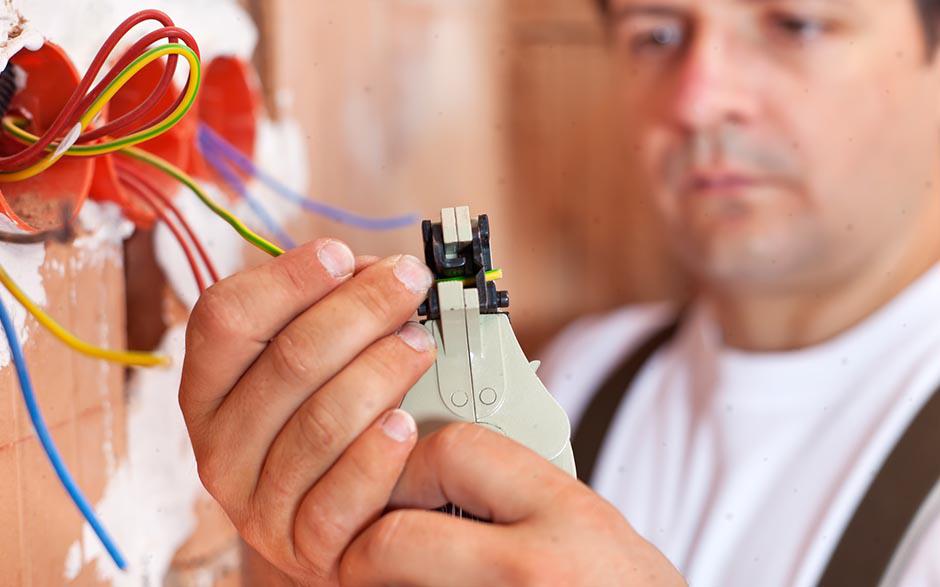 tarif horaire d'un électricien Stains